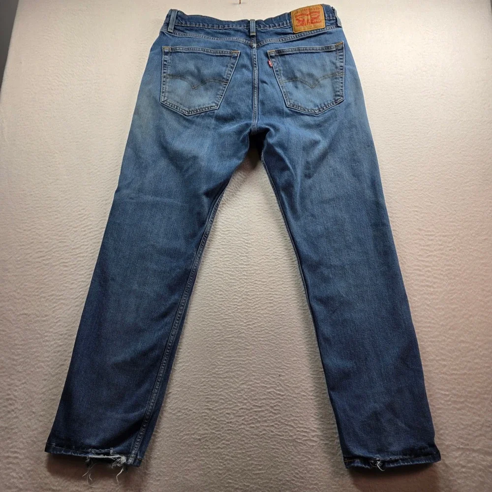 Levi's‎ 505 Regular Fit Jeans Men 36x32 Medium Wash Blue Distressed Straight Leg